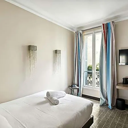 Le Singulier Hotel 3*