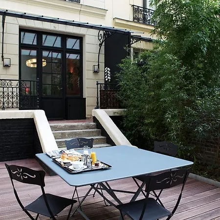 Le Singulier Hotel 3*