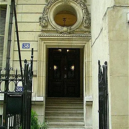 Le Singulier París