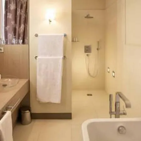 Otel Le Singulier Paris