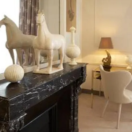 Hotel Le Singulier 3*