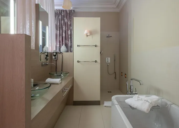 Le Singulier Hotel 3*