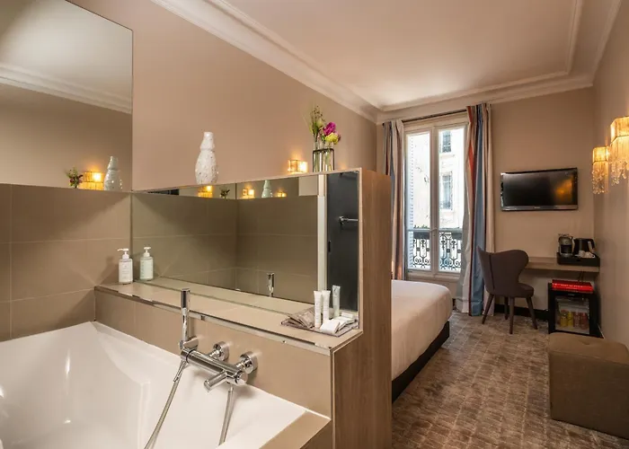 Le Singulier 3* Paris