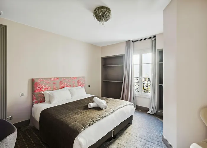 Le Singulier Hotel 3*