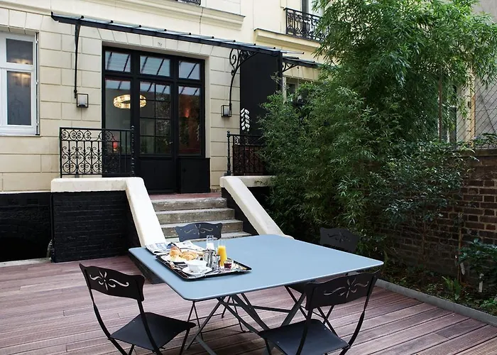 Le Singulier Hotel 3*