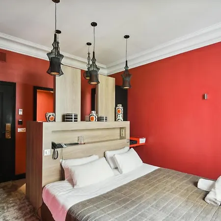 Le Singulier 3* Paryż