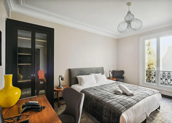 Hotel Le Singulier Paris