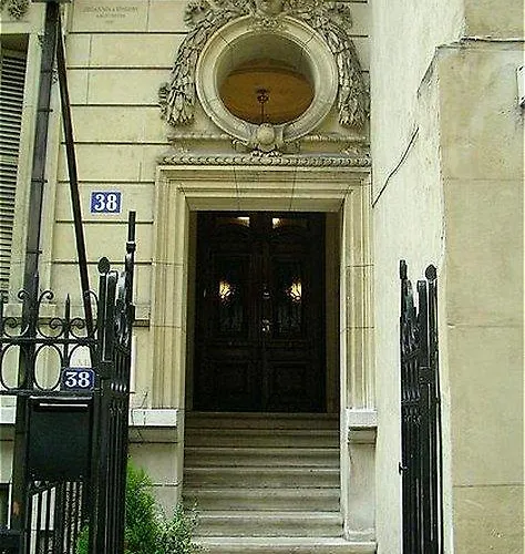 Le Singulier Paris